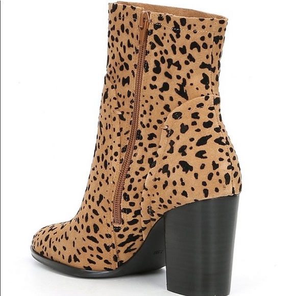 💥HP💥🆕Gibson & Latimer Lessonii Leopard Booties - Picture 3 of 9